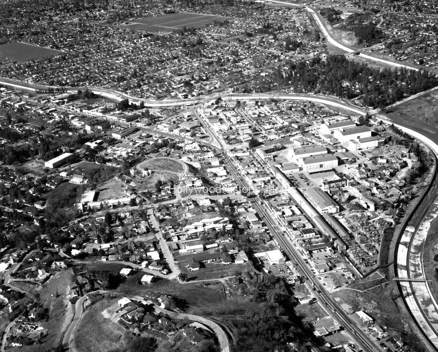 Studio City 1949 2 Aerial view.jpg